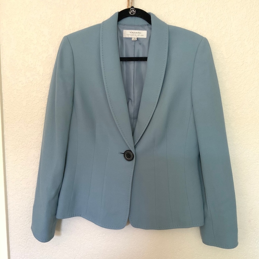 Baby blue single breasted satin lined blazer